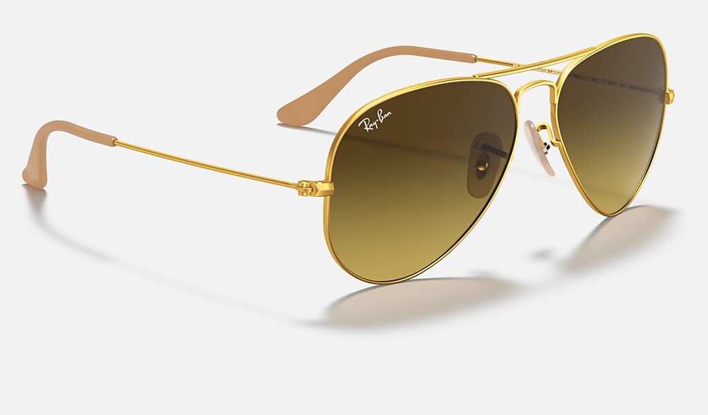 Aviator Gradient Sunglasses in Gold and Brown | Ray-Ban®