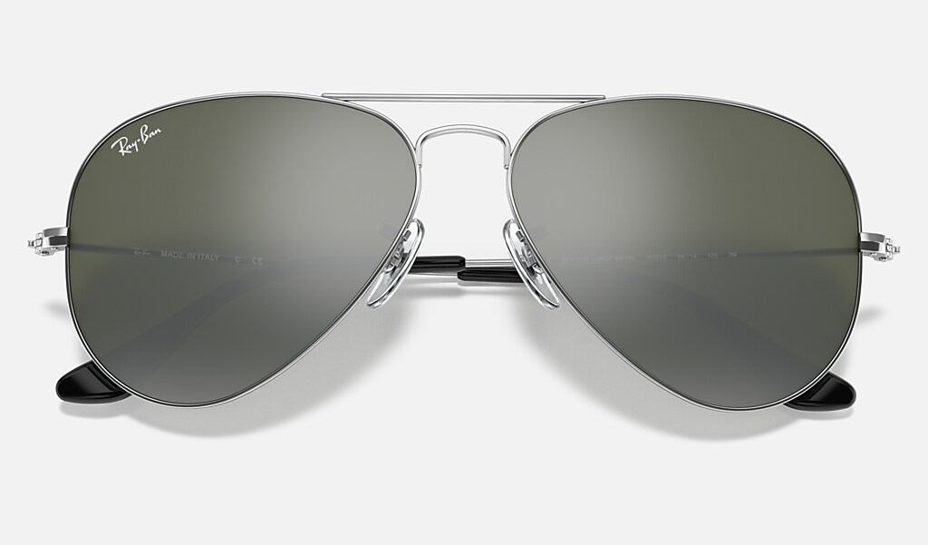 Aviator Mirror Sunglasses in Silver and Silver | Ray-Ban®