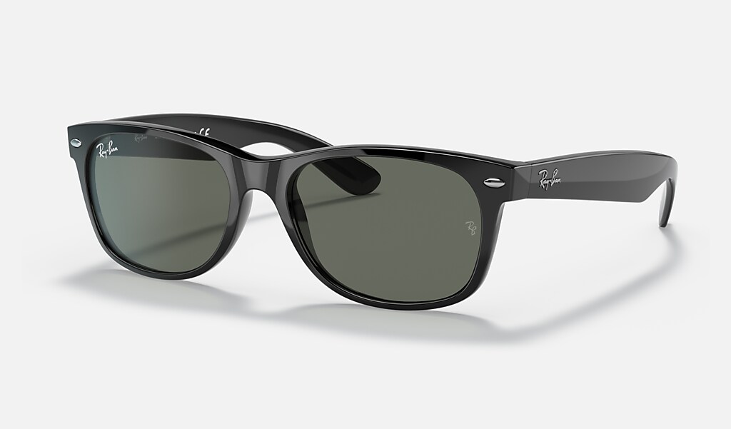 New Wayfarer Sunglasses in Black and Green | Ray-Ban® US