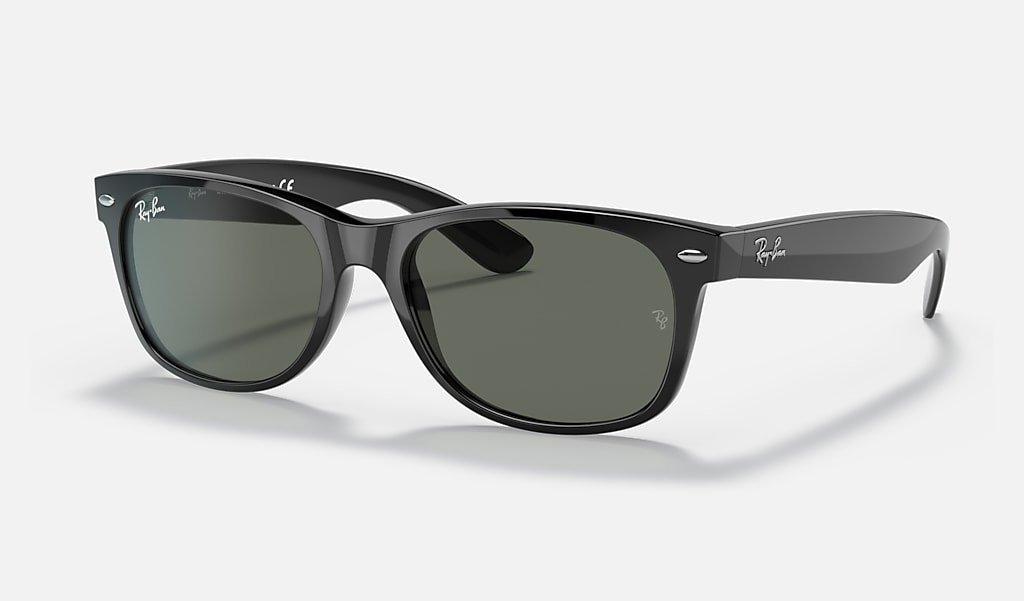 Enhed Asser helvede New Wayfarer Classic Sunglasses in Black and Green - RB2132 | Ray-Ban® US