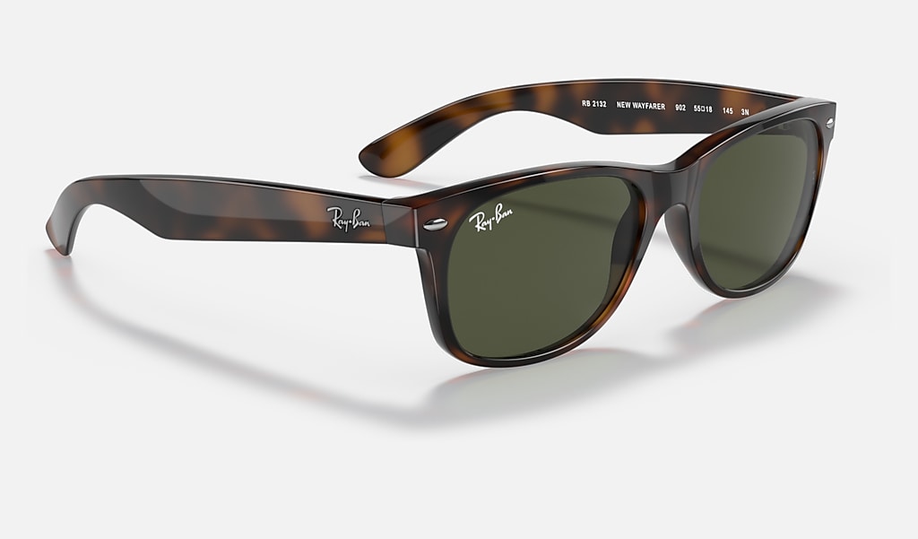 New Wayfarer Classic Sunglasses In Tortoise And Green Ray Ban