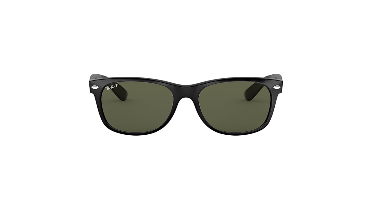 New Wayfarer Classic Sunglasses In Black And Green Ray Ban