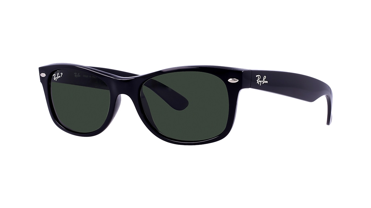 New Wayfarer Classic Sunglasses in Black and Green | Ray-Ban®