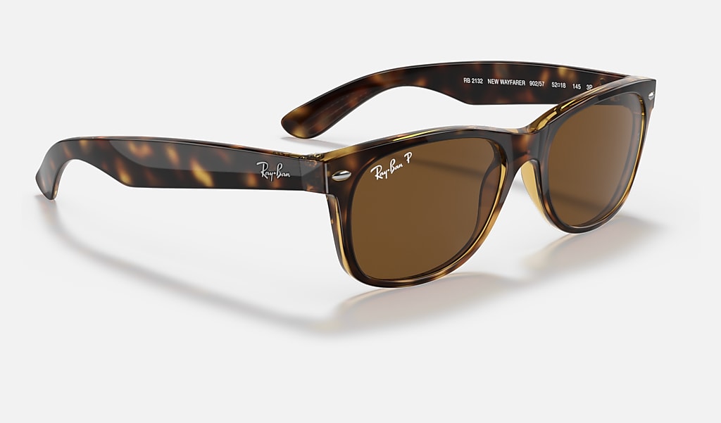 New Wayfarer Classic Sunglasses in Tortoise and Brown | Ray-Ban®