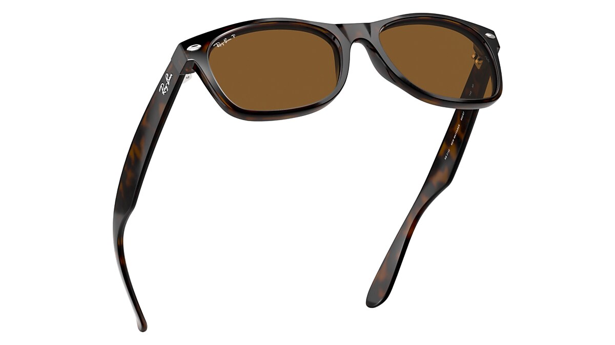 NEW WAYFARER CLASSIC Sunglasses in Tortoise and Grey - RB2132