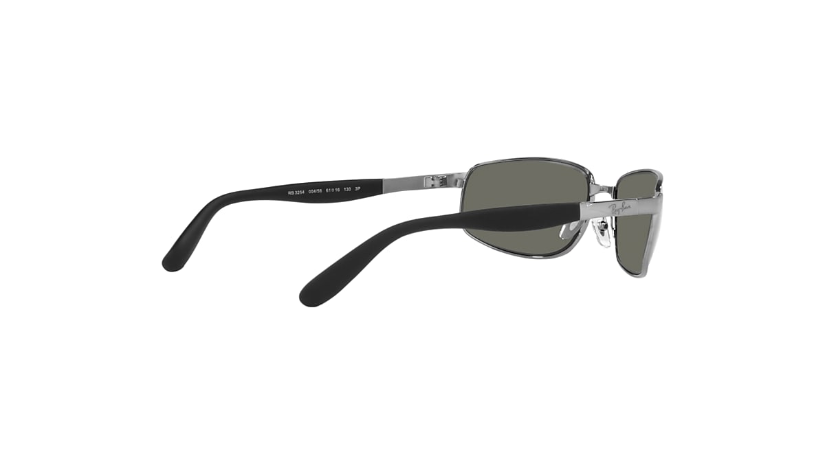 RB3254 Sunglasses in Gunmetal and Crystal Green - RB3254 | Ray-Ban® IE