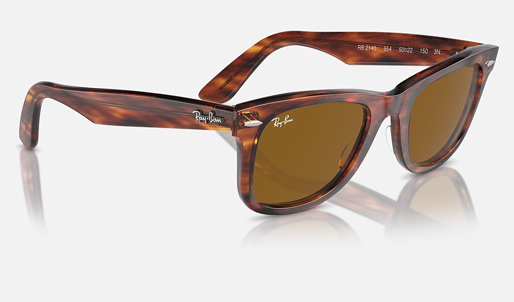 Vader fage kloon Transparant Original Wayfarer Classic Sunglasses in Striped Havana and Brown | Ray-Ban®