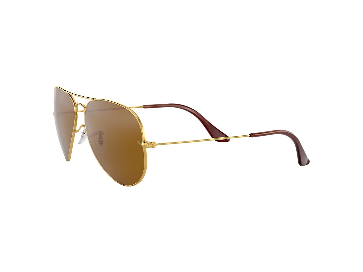 Nieuwe betekenis schudden liter Aviator Classic Sunglasses in Gold and Brown | Ray-Ban®