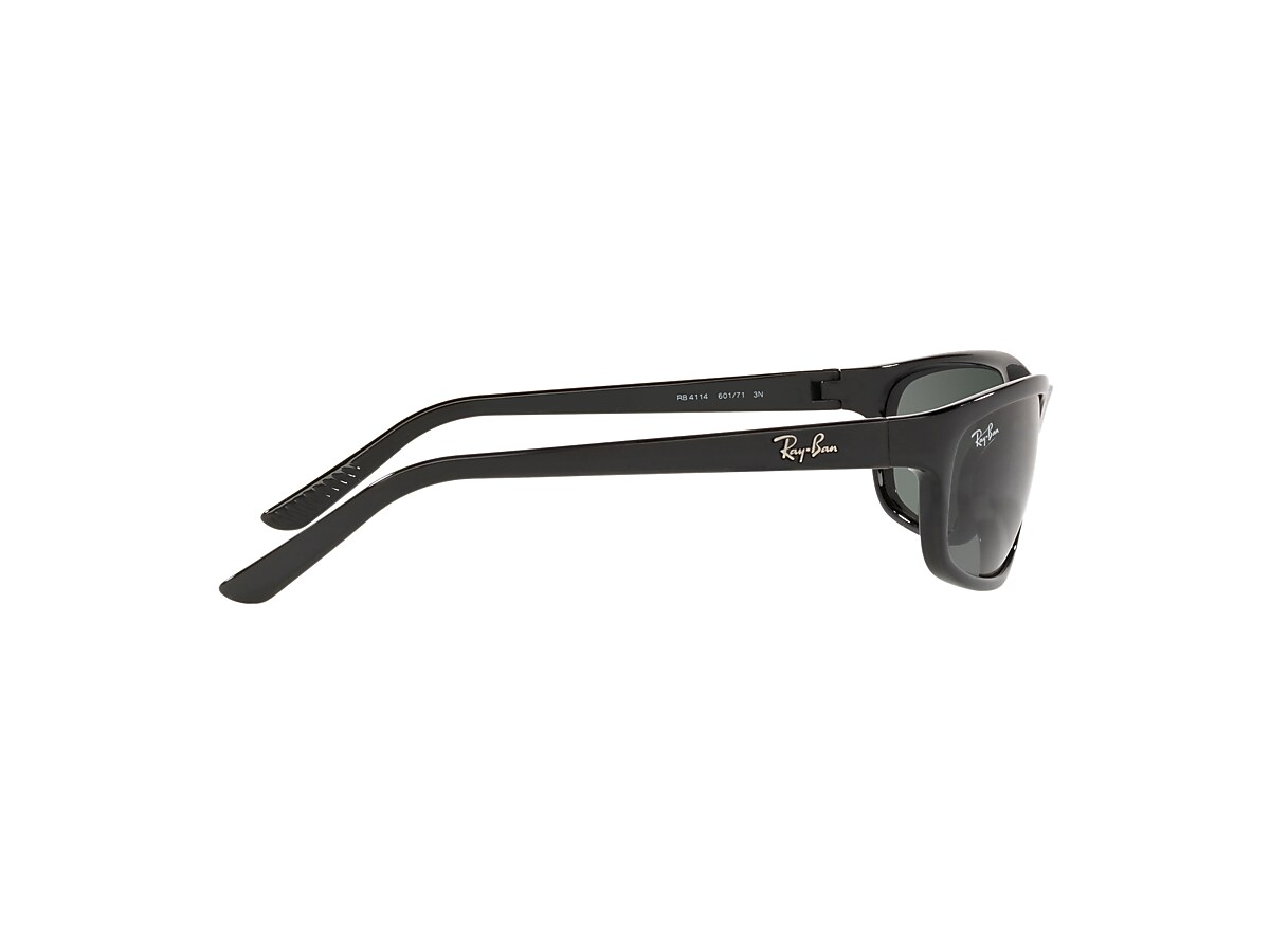 Rb4114 Sunglasses in Black and Green | Ray-Ban®