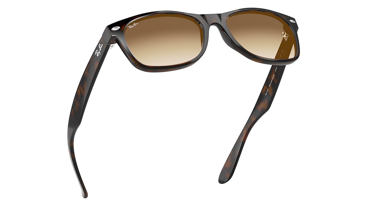 NEW WAYFARER CLASSIC Sunglasses in Light Havana and Light