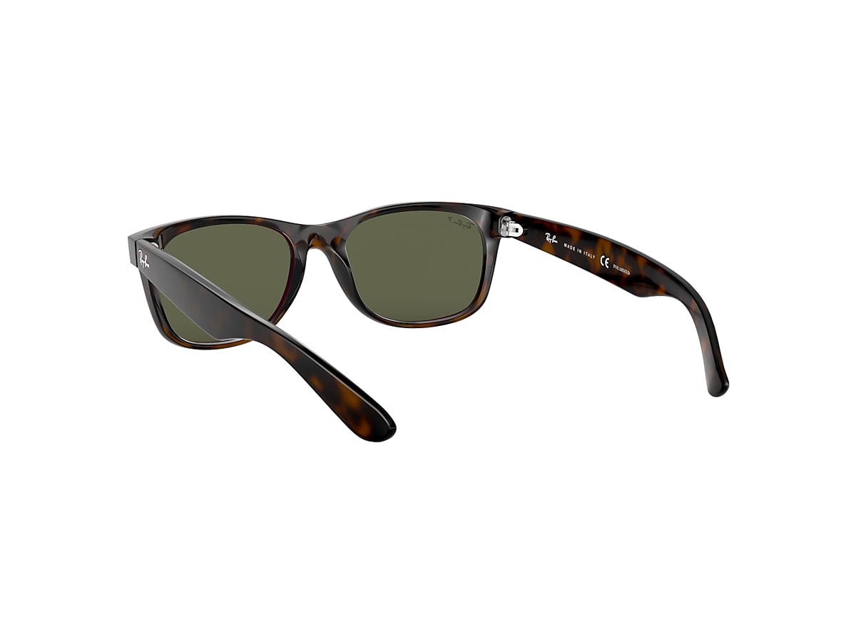 NEW WAYFARER CLASSIC Sunglasses in Tortoise and Green - RB2132