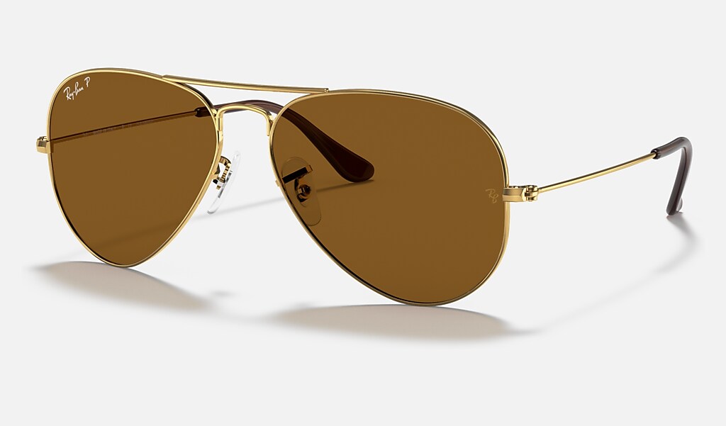 bestrating diamant Oneerlijk Aviator Classic Sunglasses in Gold and Brown | Ray-Ban®