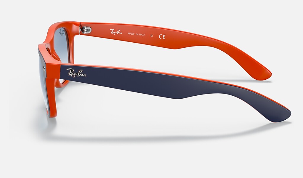 achterlijk persoon snorkel Onderwijs New Wayfarer Color Mix Zonnebrillen in Blauw op Oranje en Lichtblauw | Ray- Ban®