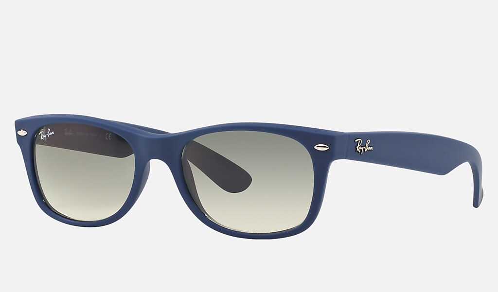 New Wayfarer Color Splash Sunglasses in Blue and Light Grey | Ray-Ban®