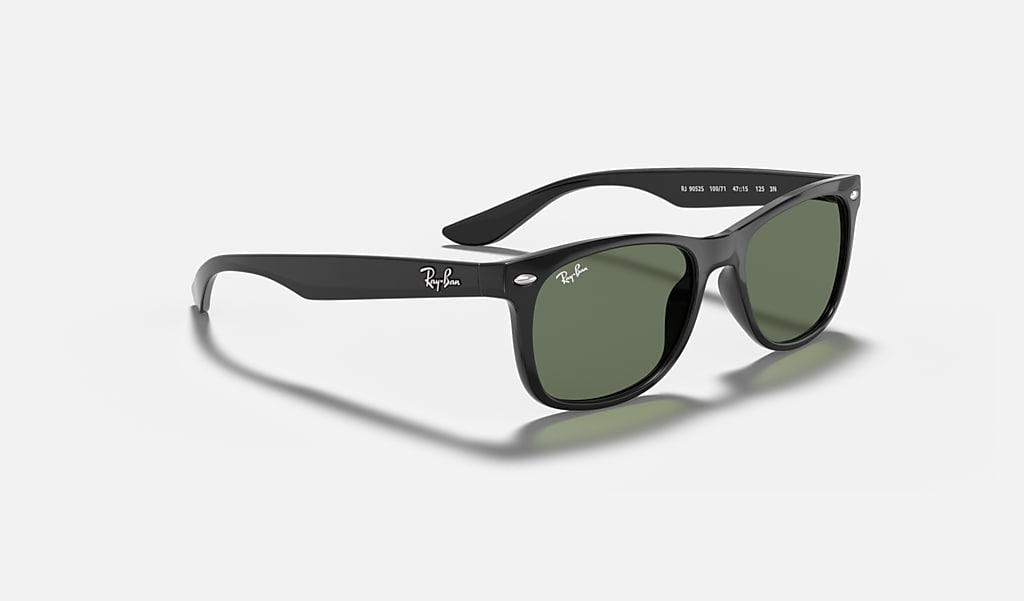 Golf ziekte Iedereen New Wayfarer Kids Sunglasses in Black and Dark Green | Ray-Ban®