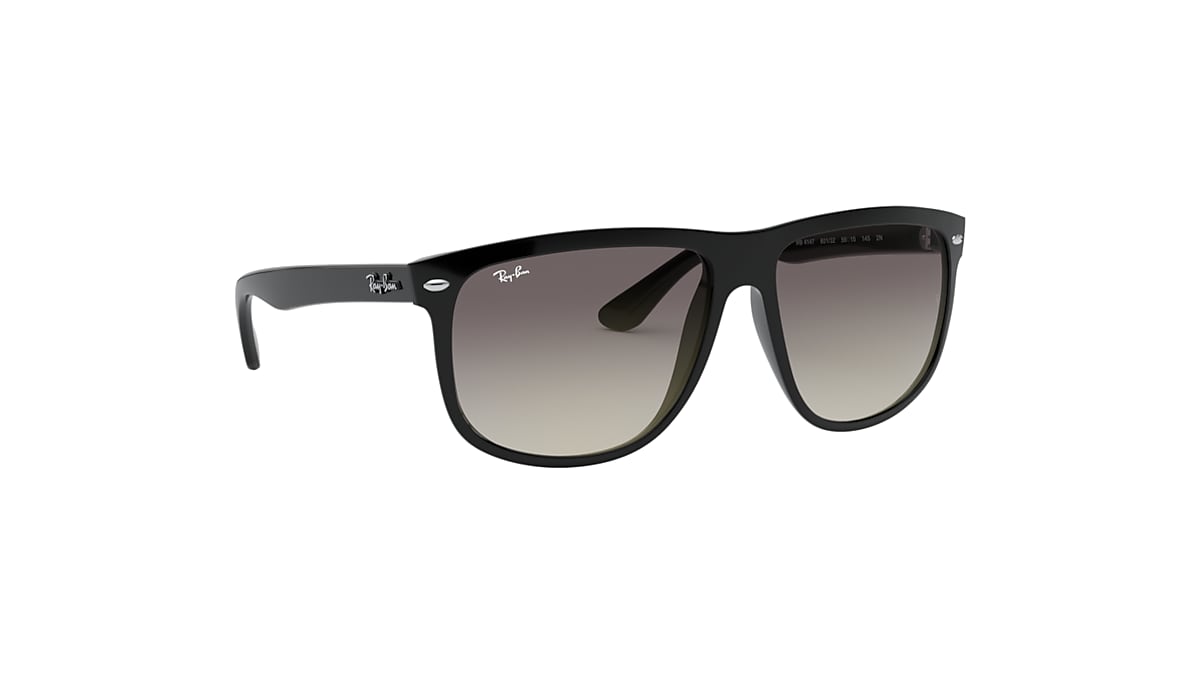 Boyfriend Sunglasses in Black and Grey | Ray-Ban®