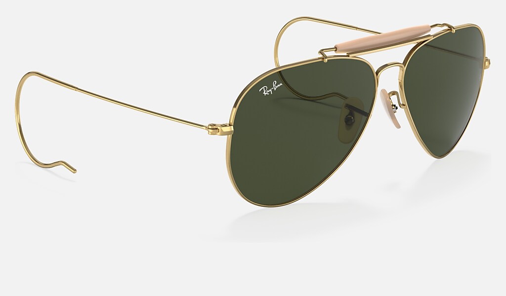 Outdoorsman Sunglasses in Gold and Green | Ray-Ban®