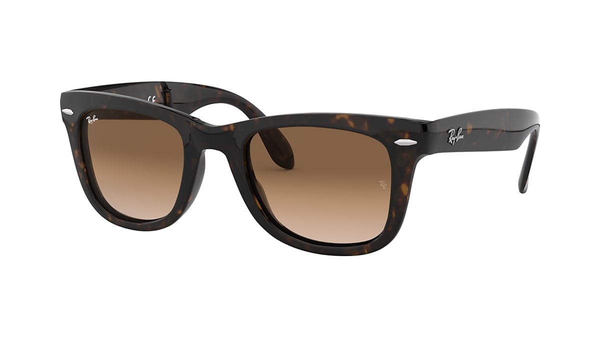 WAYFARER FOLDING CLASSIC Sunglasses in Light Havana and Light Brown Gradient - RB4105 | Ray-Ban® US WAYFARER FOLDING CLASSIC Sunglasses in Light Havana and Light Brown Gradient - RB4105 | Ray-Ban® US