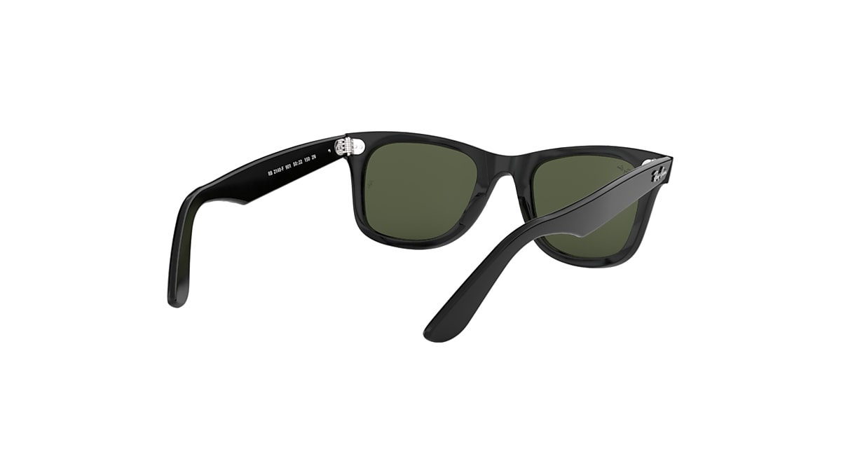 ORIGINAL WAYFARER CLASSIC Sunglasses in Black and Green - RB2140F