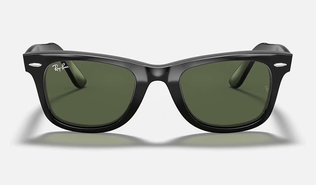 Original Wayfarer Classic Sunglasses in Black and Green | Ray-Ban®