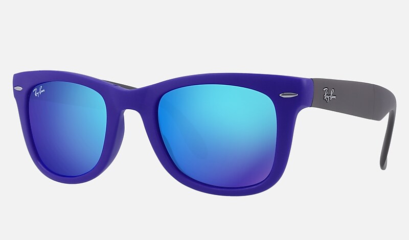 WAYFARER FOLDING FLASH LENSES Sunglasses in Blue and Blue - RB4105