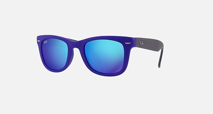 WAYFARER FOLDING FLASH LENSES Sunglasses in Blue and Blue Flash