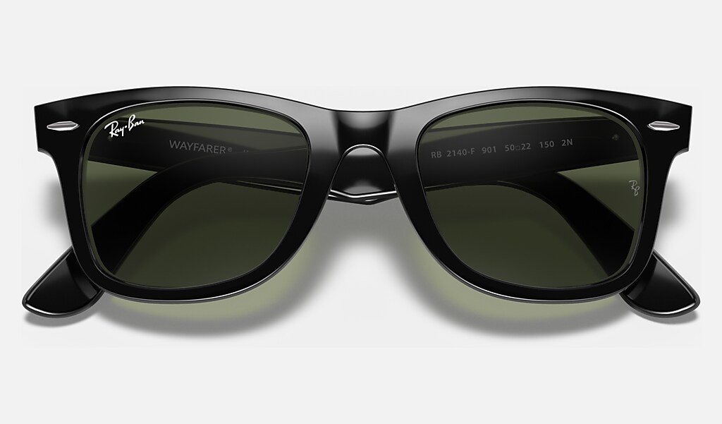 Original Wayfarer Classic Sunglasses in Black and Green | Ray-Ban®