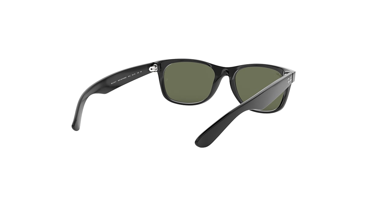 NEW WAYFARER CLASSIC Sunglasses in Black and Green 