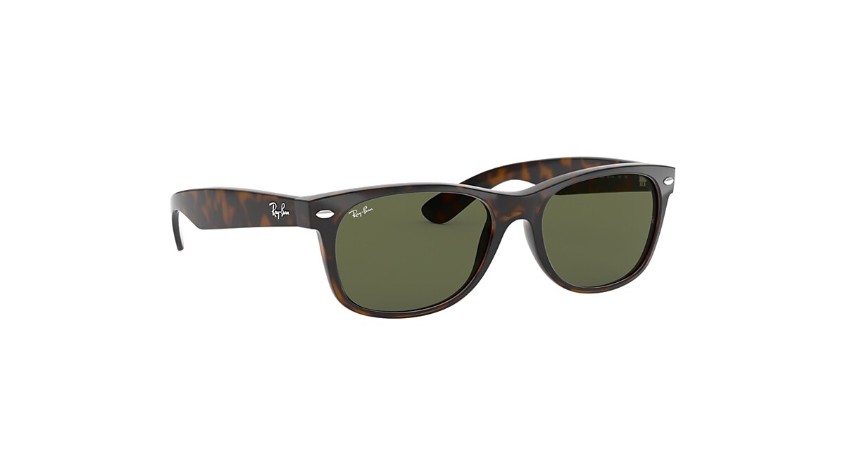NEW WAYFARER CLASSIC Sunglasses in Tortoise and Green - RB2132F