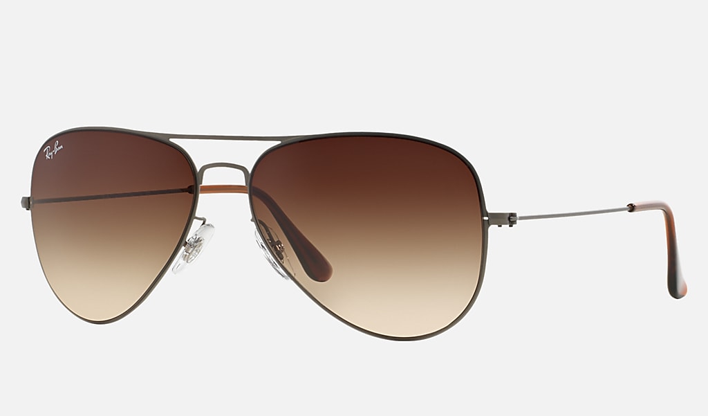 Aviator Flat Metal Sunglasses in Gunmetal and Brown | Ray-Ban®