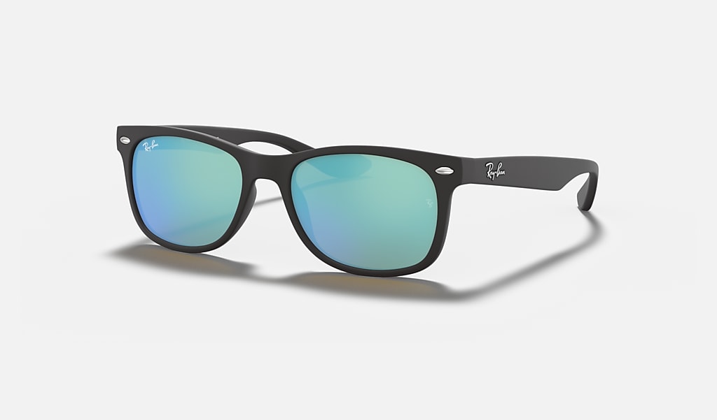 New Wayfarer Kids Sunglasses in Black and Blue | Ray-Ban®