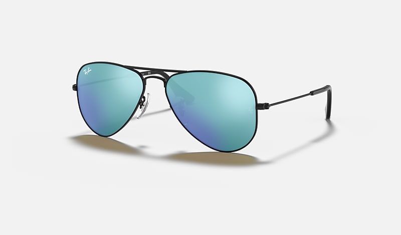 kryds Ærlig Waterfront AVIATOR KIDS Sunglasses in Black and Blue - RB9506S | Ray-Ban® US