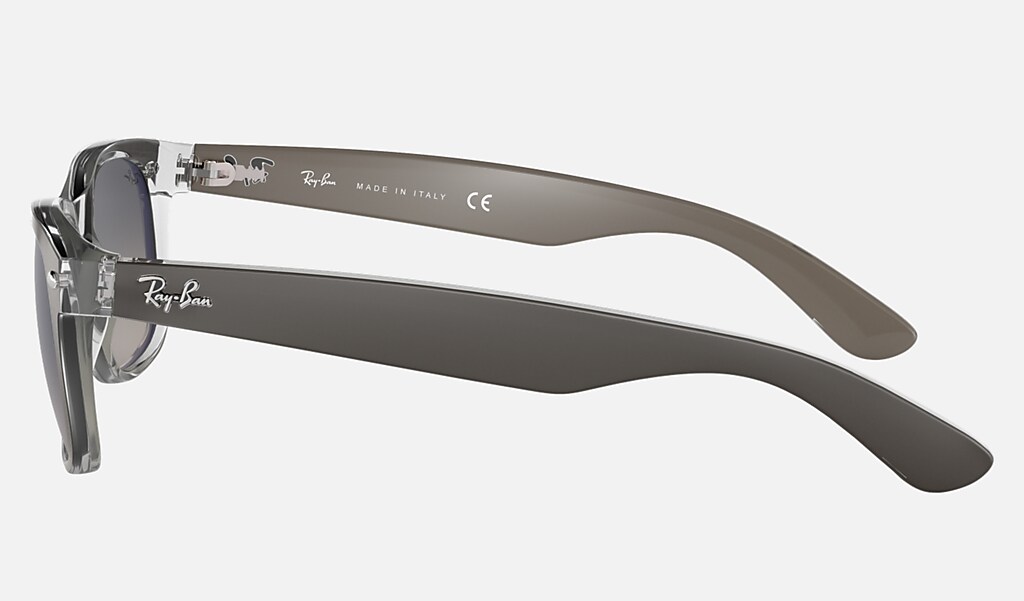 New Wayfarer Color Mix Sunglasses in Gunmetal and Grey | Ray-Ban®