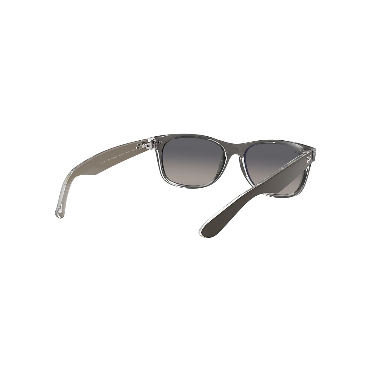 Metal 2025 wayfarer sunglasses