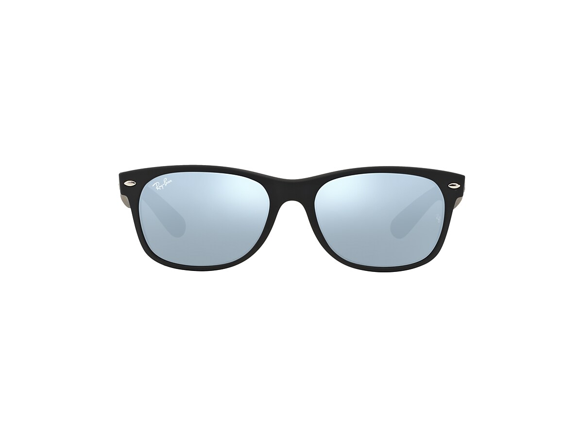 New Wayfarer Flash Sunglasses in Black and Silver | Ray-Ban®