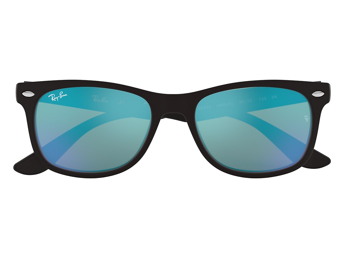 NEW WAYFARER KIDS Sunglasses in Black and Blue - RB9052S | Ray-Ban® US