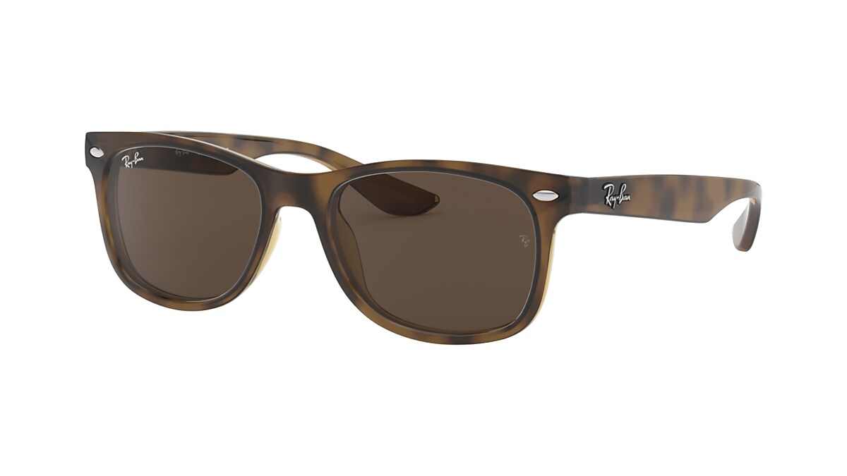 ★RAY BAN★キッズ用 サングラス UVカット Junior New Wayfarer NEW WAYFARER KIDS Sunglasses in Violet and Light Grey/Dark