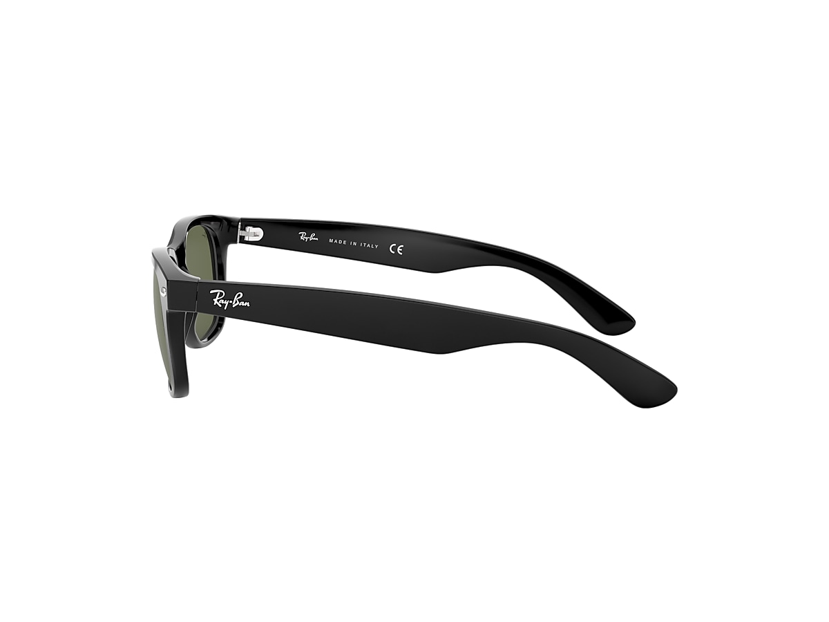 NEW WAYFARER CLASSIC Sunglasses in Black and G-15 Green NEW WAYFARER CLASSIC Sunglasses in Black and G-15 Green