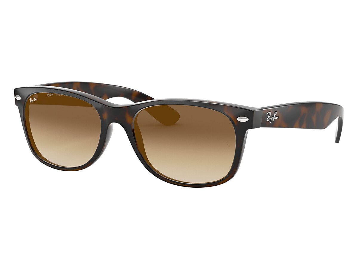 NEW WAYFARER CLASSIC Sunglasses in Light Havana and Brown - RB2132