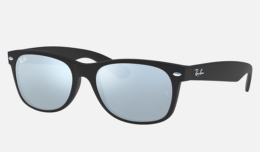 NEW WAYFARER FLASH Sunglasses in Rubber Black and Silver Flash