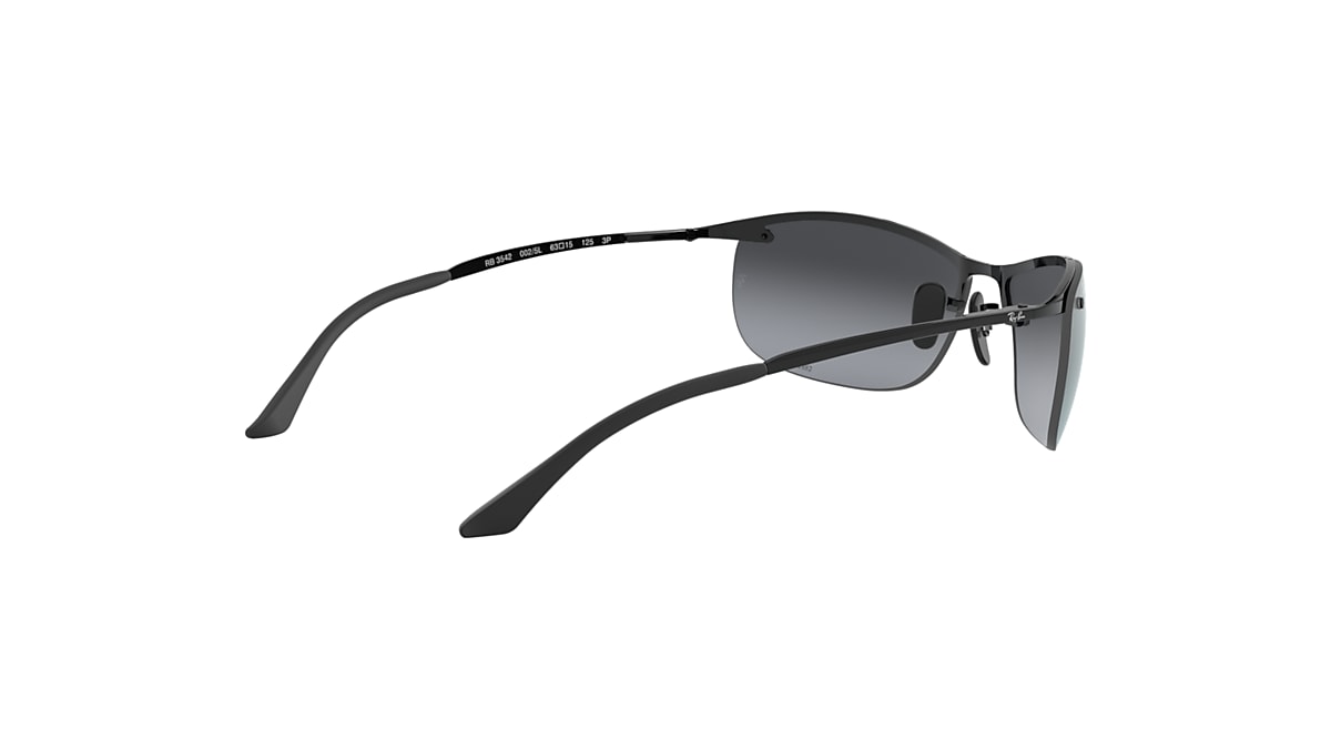 RB3542 CHROMANCE Sunglasses in Black and Grey - RB3542 | Ray RB3542 CHROMANCE Sunglasses in Black and Grey - RB3542 | Ray