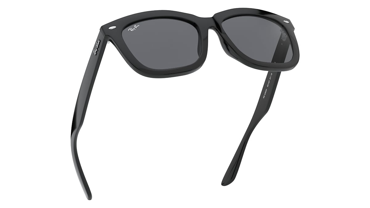 RB4262D ブラックフレーム サングラス RB4262D Sunglasses in Black and Dark Grey - RB4262D | Ray