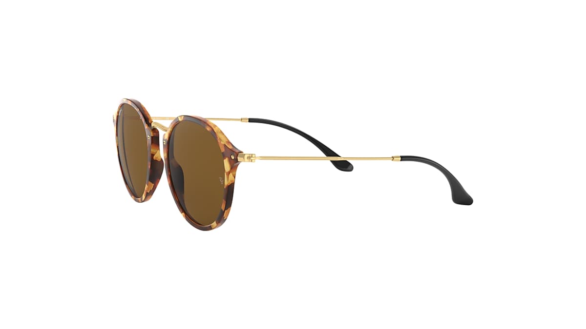 ROUND FLECK Sunglasses in Brown Havana and B-15 Brown RB2447