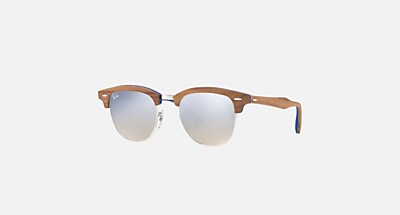 CLUBMASTER WOOD Sunglasses in Black and Green - RB3016M | Ray-Ban®