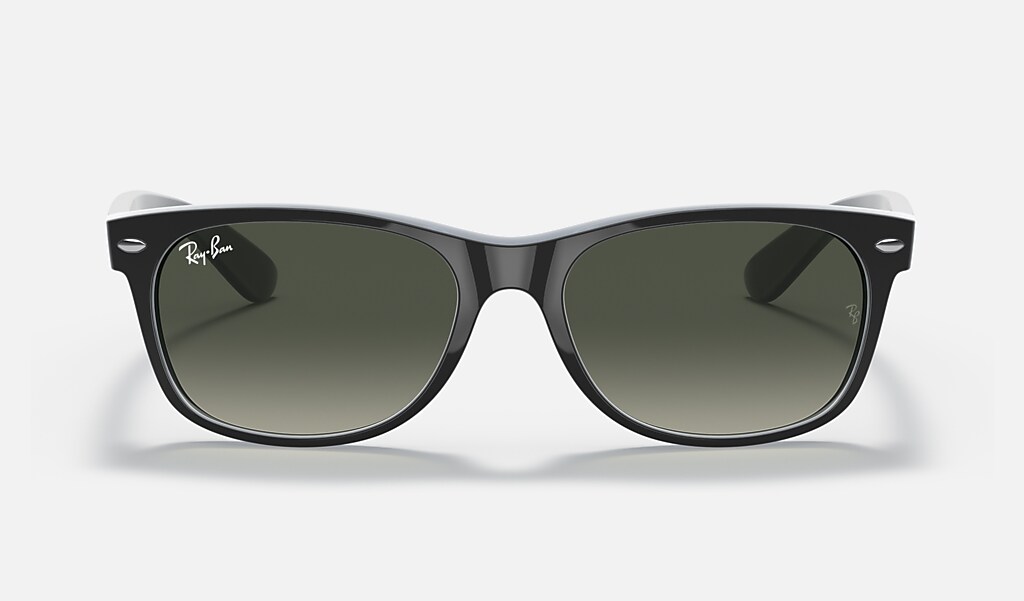 Meander ziel Van New Wayfarer Color Mix Sunglasses in Black and Grey | Ray-Ban®