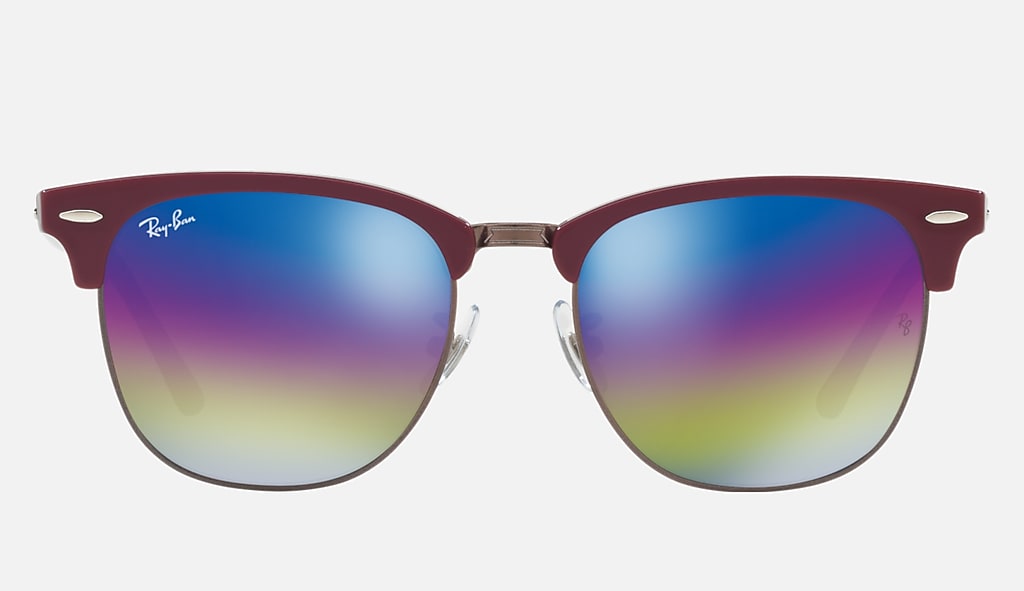 Installation Inconsistent Frontier Violet Sunglasses in Blue Rainbow and Clubmaster Mineral Flash Lenses |  Ray-Ban®