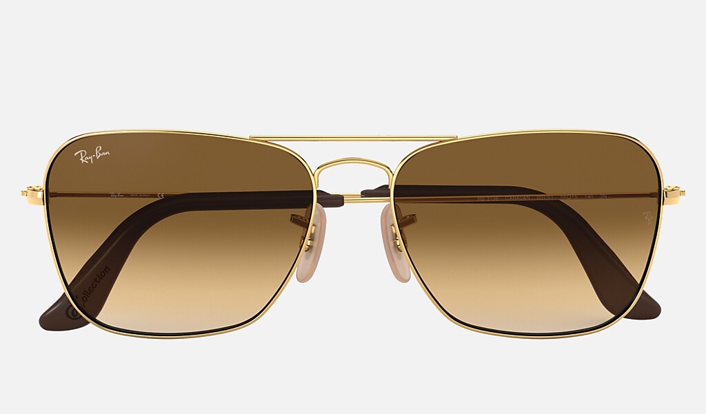 Stratford on Avon sweet look in Caravan @collection Sunglasses in Gold and Light Brown | Ray-Ban®