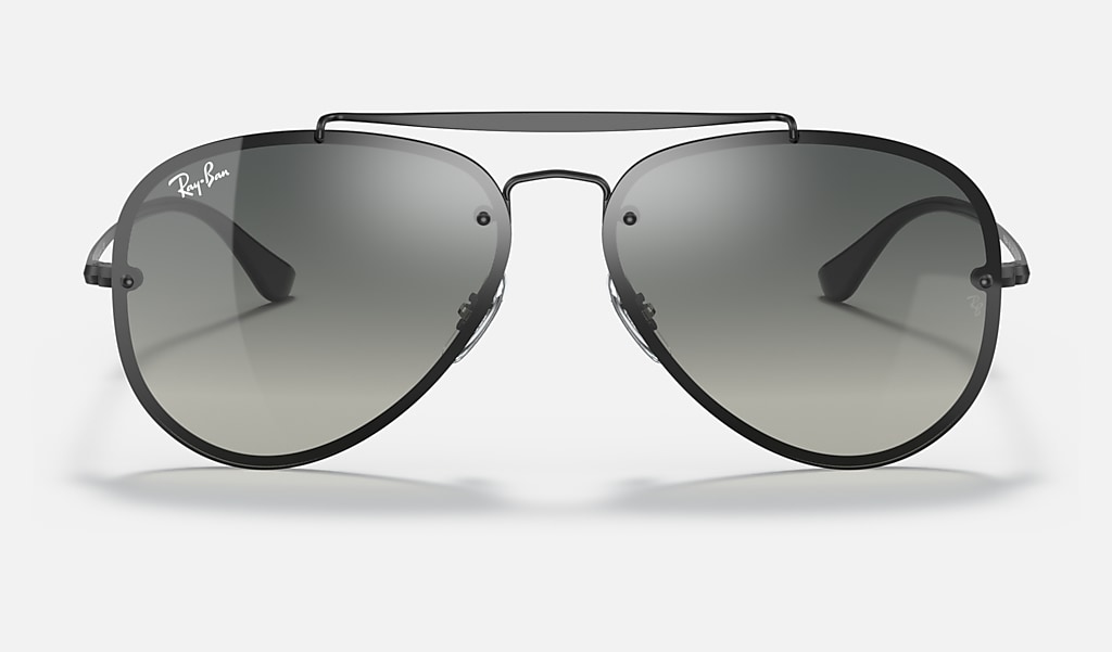 Teaching Diver Spectacular Blaze Aviator Sunglasses in Black and Grey | Ray-Ban®