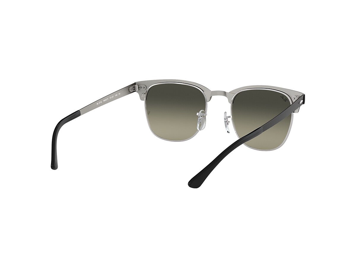 CLUBMASTER METAL Sunglasses in Black On Silver and Grey - RB3716