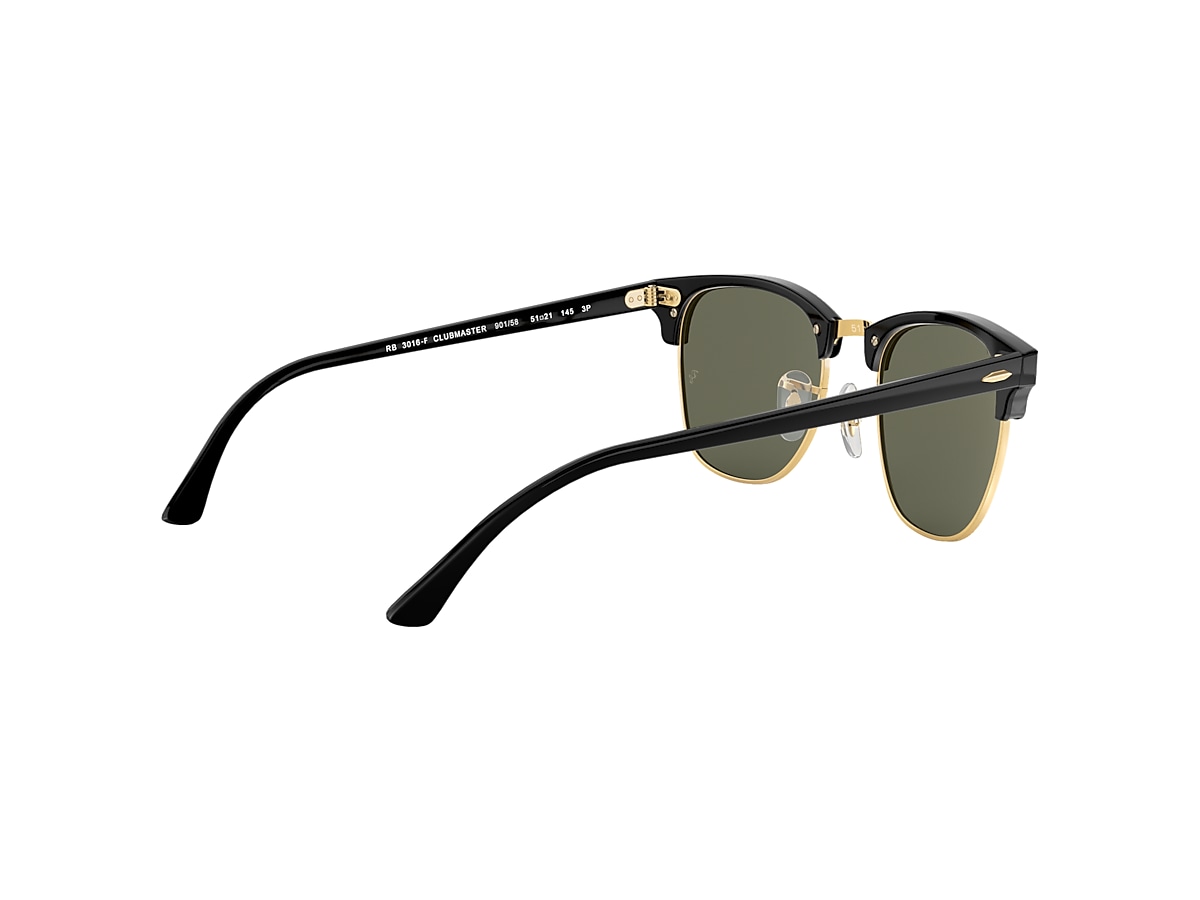 CLUBMASTER CLASSIC Sunglasses in Black and Green - RB3016F | Ray